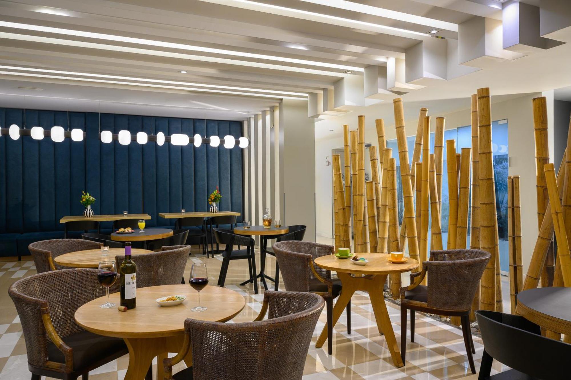 Beer Yaakov فندق Sadot Hotel Ben Gurion Airport - an Atlas البوتيكي المظهر الخارجي الصورة